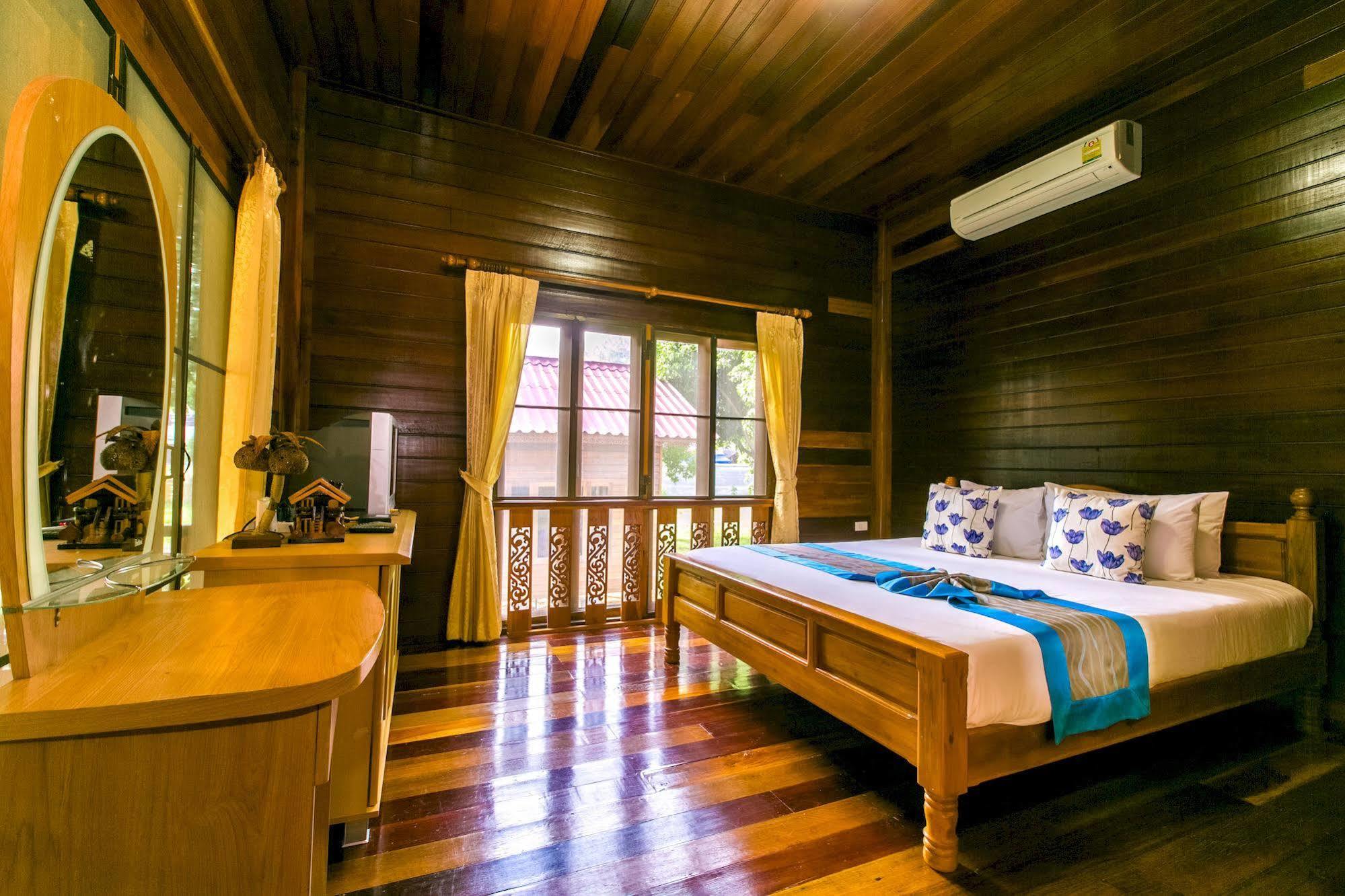 Baan Boonrod Villa Lamai Beach  Exterior photo